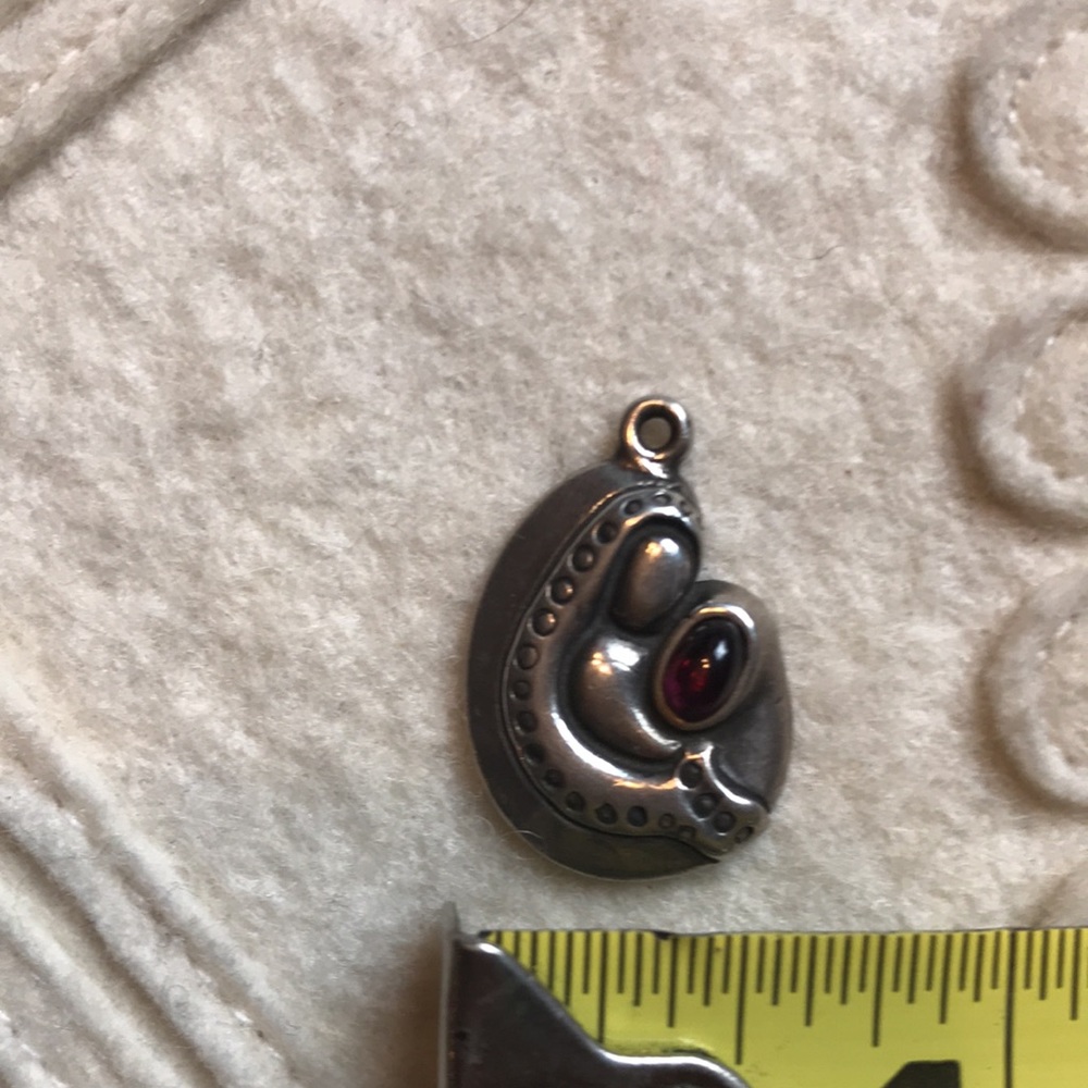 Charm- Sterling Silver Madonna and Child - Picture 5 of 5